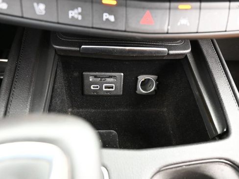 Used 2019 Cadillac XT4 Sport AWD/4WD image 38
