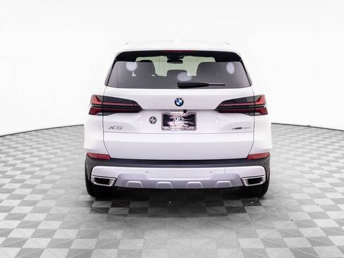 Certified 2026 BMW X5 xDrive40i image 5