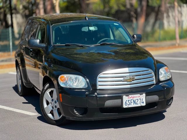 Used 2009 Chevrolet HHR LS FWD image 2