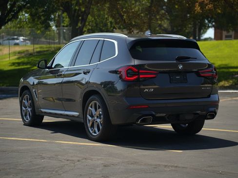 Used 2023 BMW X3 xDrive30i w/ Premium Package w/ZPA AWD/4WD image 3