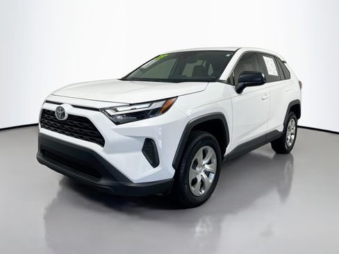 Used 2023 Toyota RAV4 LE FWD image 10