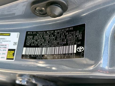 Used 2024 Toyota Corolla LE FWD image 30