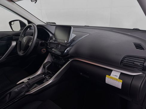 Used 2023 Mitsubishi Eclipse Cross LE image 27