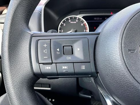 Used 2023 Nissan Rogue S FWD image 20