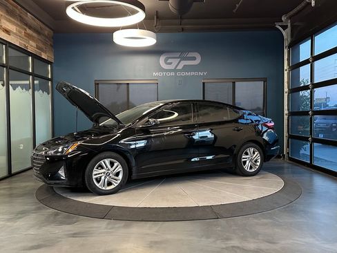 Used 2020 Hyundai Elantra Value Edition w/ Cargo Package (C1) FWD image 23