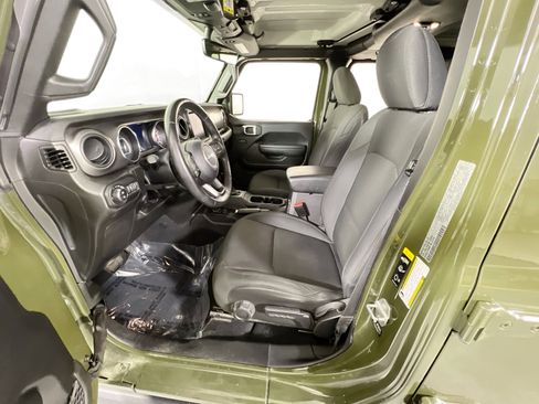 Used 2022 Jeep Gladiator Willys image 21