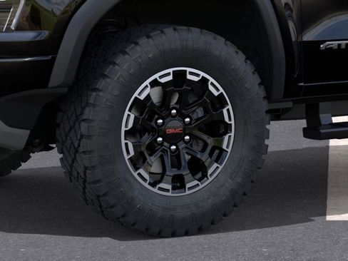New 2026 GMC Canyon AT4 w/ Technology Plus Package AWD/4WD image 9