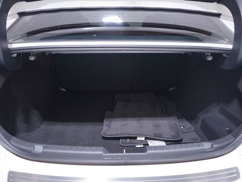 Used 2023 MAZDA MAZDA3 s image 23