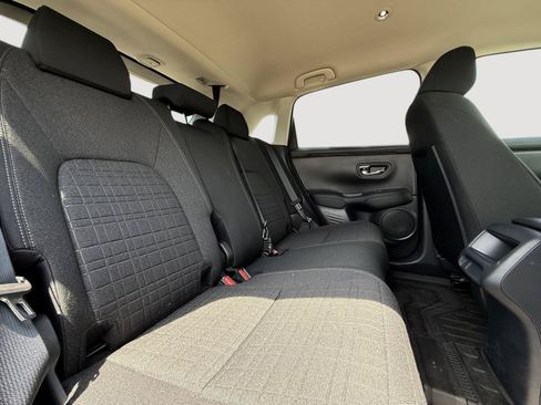 Certified 2027 Honda HR-V LX image 23