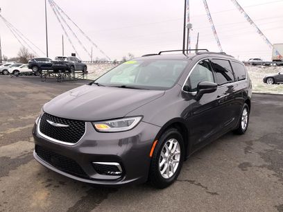 Used 2022 Chrysler Pacifica Touring-L