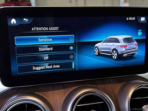 Certified 2022 Mercedes-Benz GLC 300 4MATIC image 44