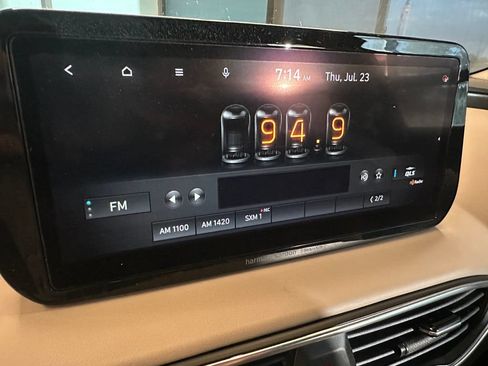 Used 2022 Hyundai Santa Fe Limited AWD/4WD image 13