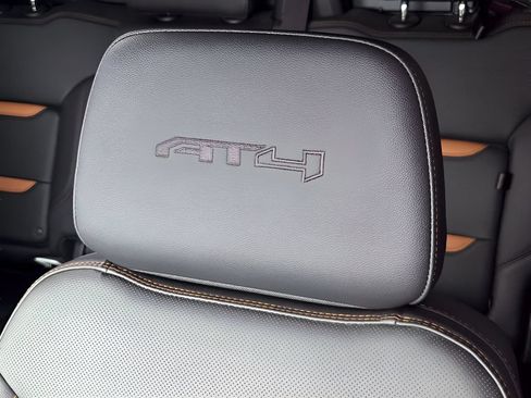 Used 2024 GMC Sierra 1500 AT4 w/ Technology Package AWD/4WD image 21