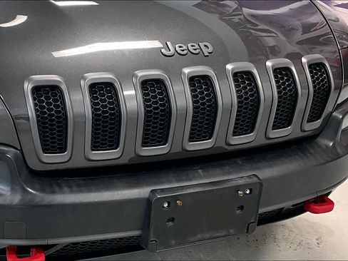Used 2014 Jeep Cherokee Trailhawk w/ Comfort/Convenience Group image 31