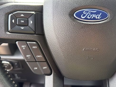 Used 2017 Ford F150 XLT w/ Equipment Group 302A Luxury RWD image 14