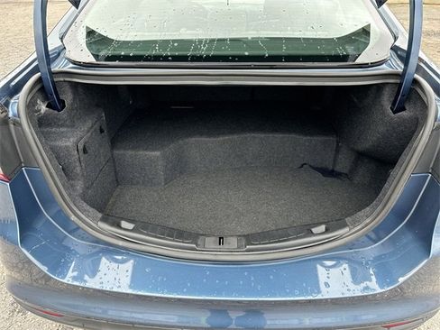 Used 2018 Ford Fusion S image 15