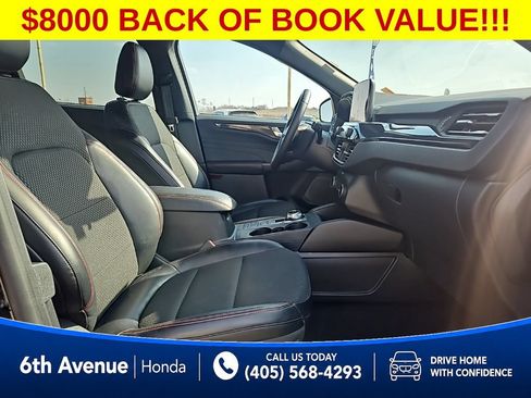 Used 2025 Ford Escape ST-Line AWD/4WD image 15