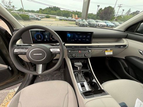 New 2026 Hyundai Tucson SE AWD/4WD image 12