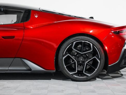 Used 2022 Maserati MC20 Coupe image 15