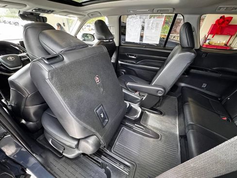 Certified 2024 Toyota Grand Highlander AWD Hybrid image 49