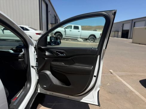 Used 2018 GMC Acadia SLT AWD/4WD image 78