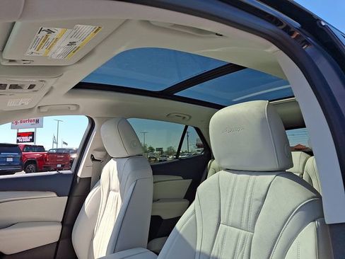New 2026 Buick Envision Avenir image 11
