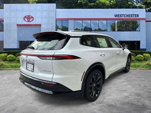 New 2026 Toyota Crown Signia AWD/4WD image 4
