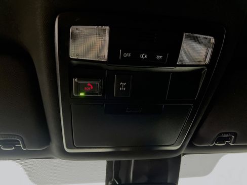Used 2021 Toyota Tacoma TRD Off-Road RWD image 21