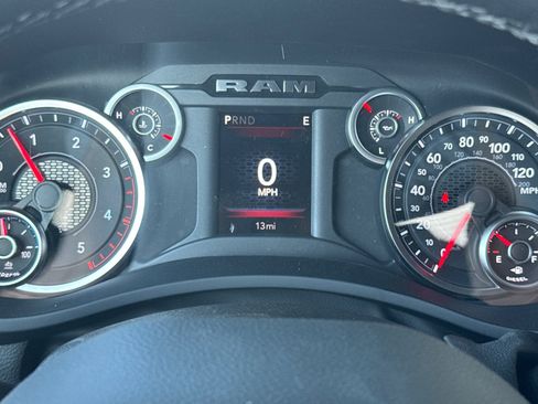 New 2026 RAM 2500 Big Horn AWD/4WD image 23