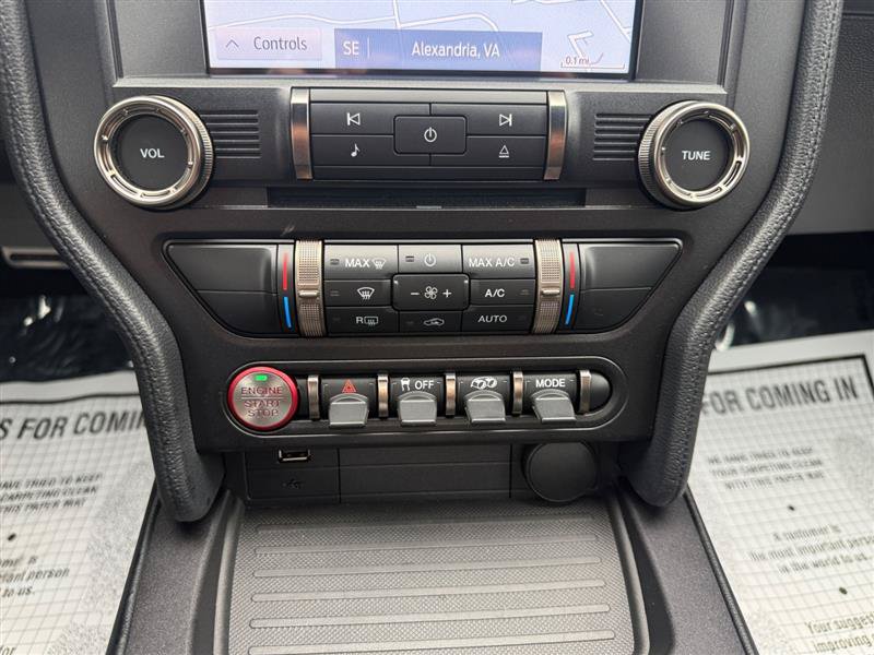 Used 2022 Ford Mustang Shelby GT500 w/ Technology Package RWD image 27