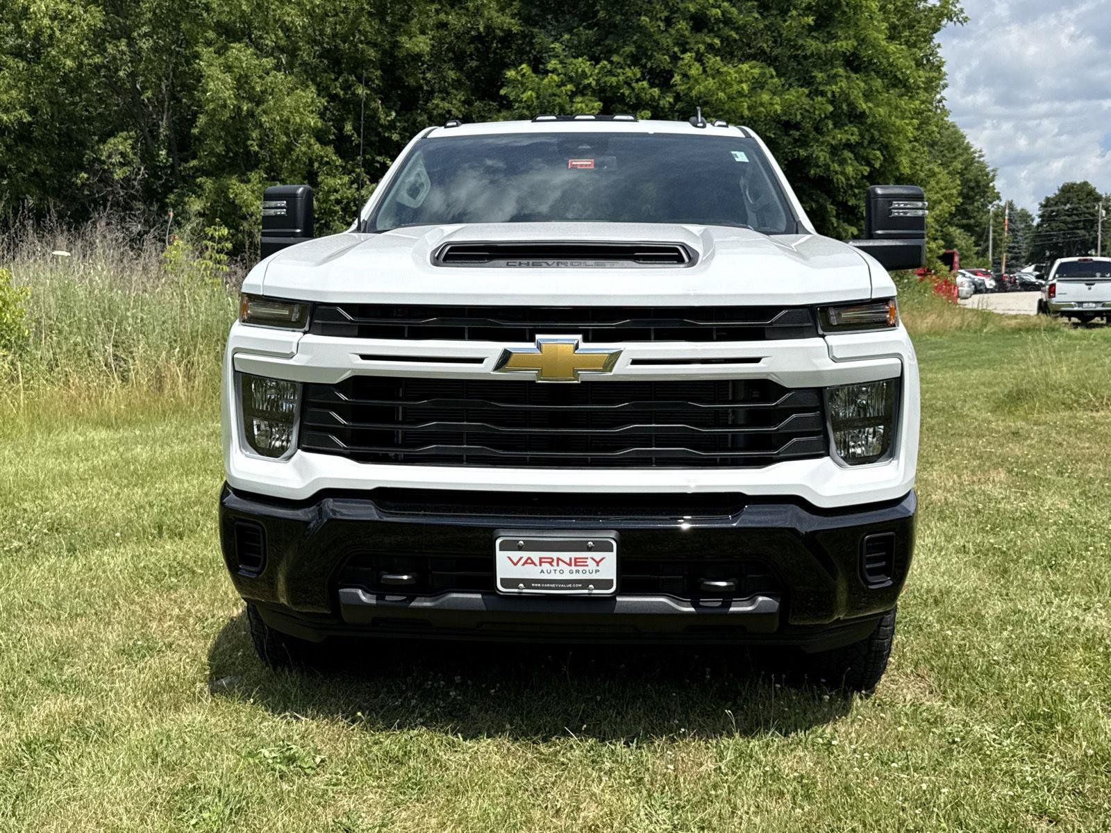 New 2026 Chevrolet Silverado 2500 Custom w/ Custom Convenience Package AWD/4WD image 2