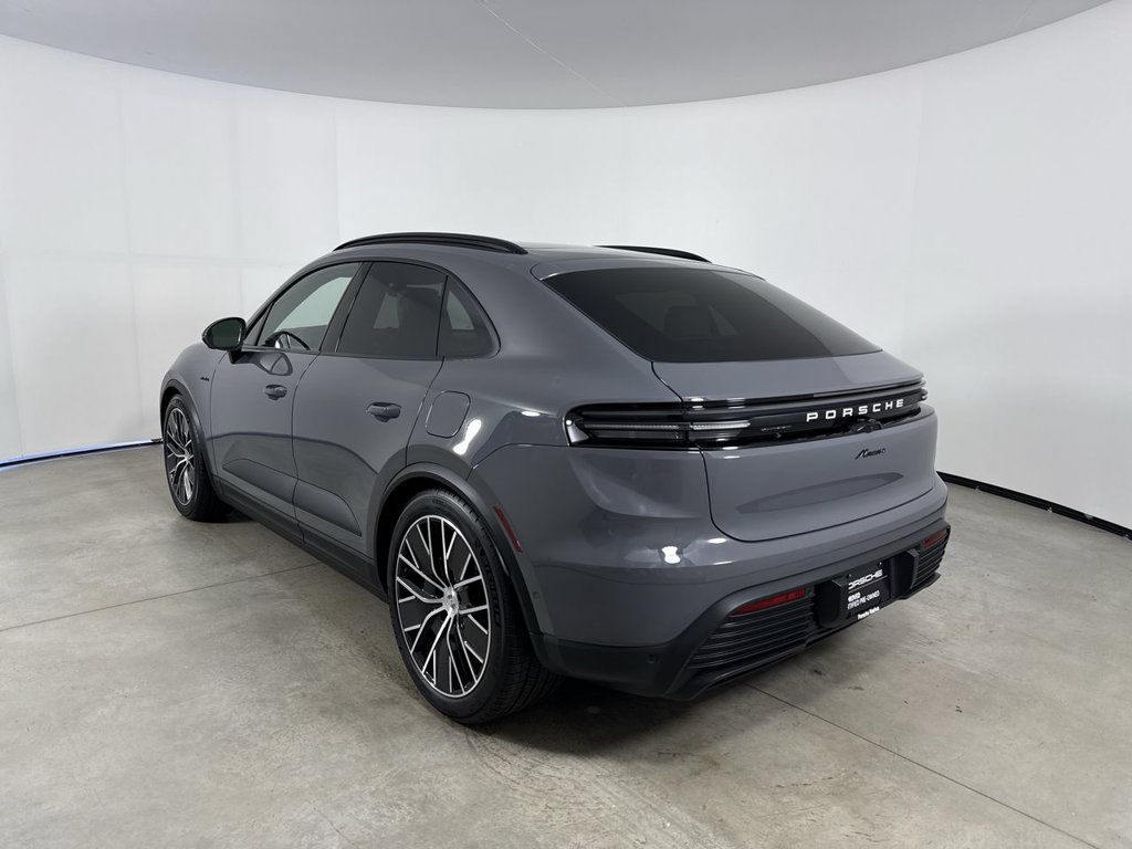 Certified 2025 Porsche Macan Electric RWD image 3