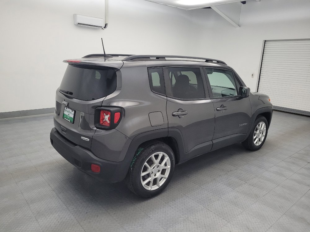 Used 2020 Jeep Renegade Latitude w/ Popular Equipment Group FWD image 10