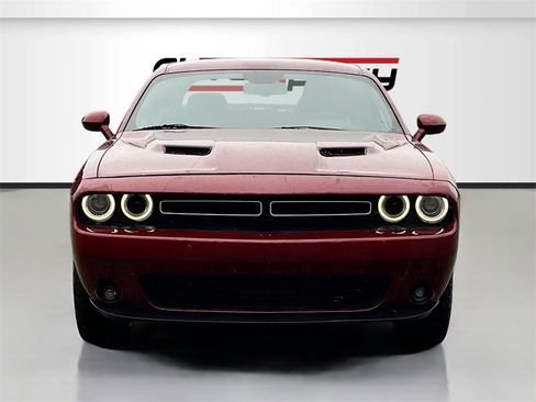 Used 2020 Dodge Challenger SXT w/ Blacktop Package image 2