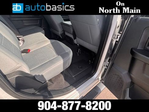 Used 2018 RAM 1500 Express w/ Express Value Package RWD image 12