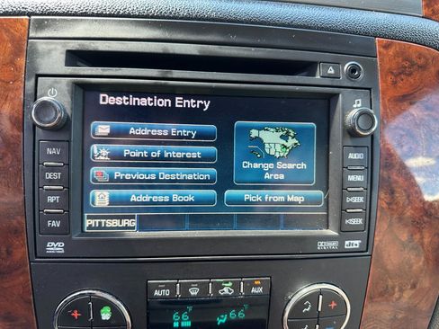 Used 2007 Chevrolet Tahoe LTZ w/ LTZ Preferred Equipment Group AWD/4WD image 60