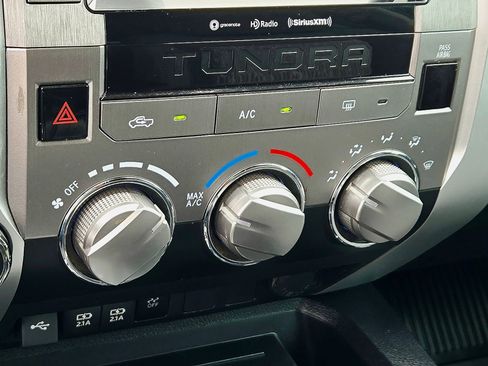Used 2020 Toyota Tundra SR5 w/ SR5 Upgrade Package AWD/4WD image 16