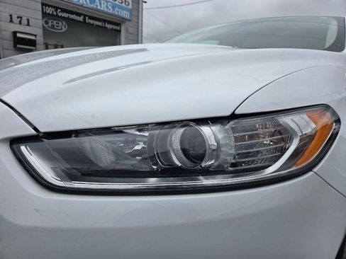 Used 2013 Ford Fusion SE FWD image 29