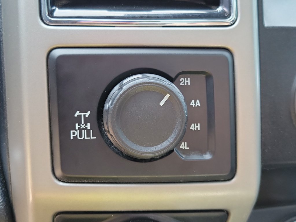 Used 2019 Ford F150 Lariat w/ Equipment Group 502A Luxury AWD/4WD image 34