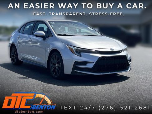 Used 2024 Toyota Corolla SE FWD image 1