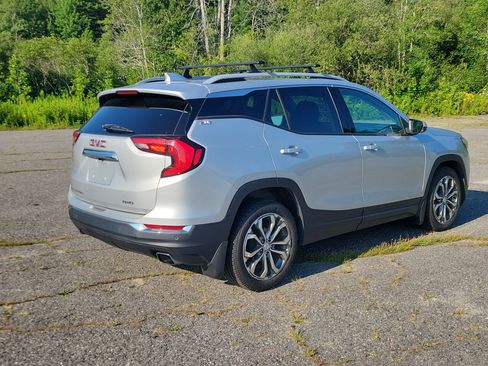 Used 2020 GMC Terrain SLT w/ Preferred Package AWD/4WD image 5