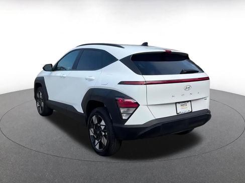 Used 2025 Hyundai Kona SEL image 11