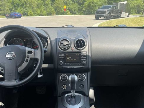 Used 2014 Nissan Rogue S w/ Convenience Package AWD/4WD image 27