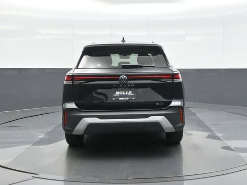Used 2025 Volkswagen Tiguan S AWD/4WD image 6
