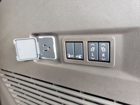 New 2026 Chevrolet Tahoe LT w/ Comfort Package image 11