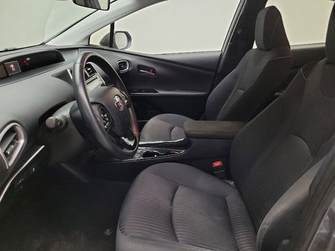 Used 2021 Toyota Prius Prime LE image 17