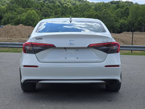 Used 2024 Honda Civic Sport image 15