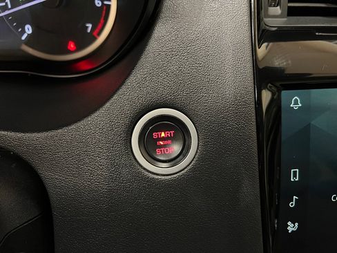 Used 2021 Jaguar E-PACE image 27