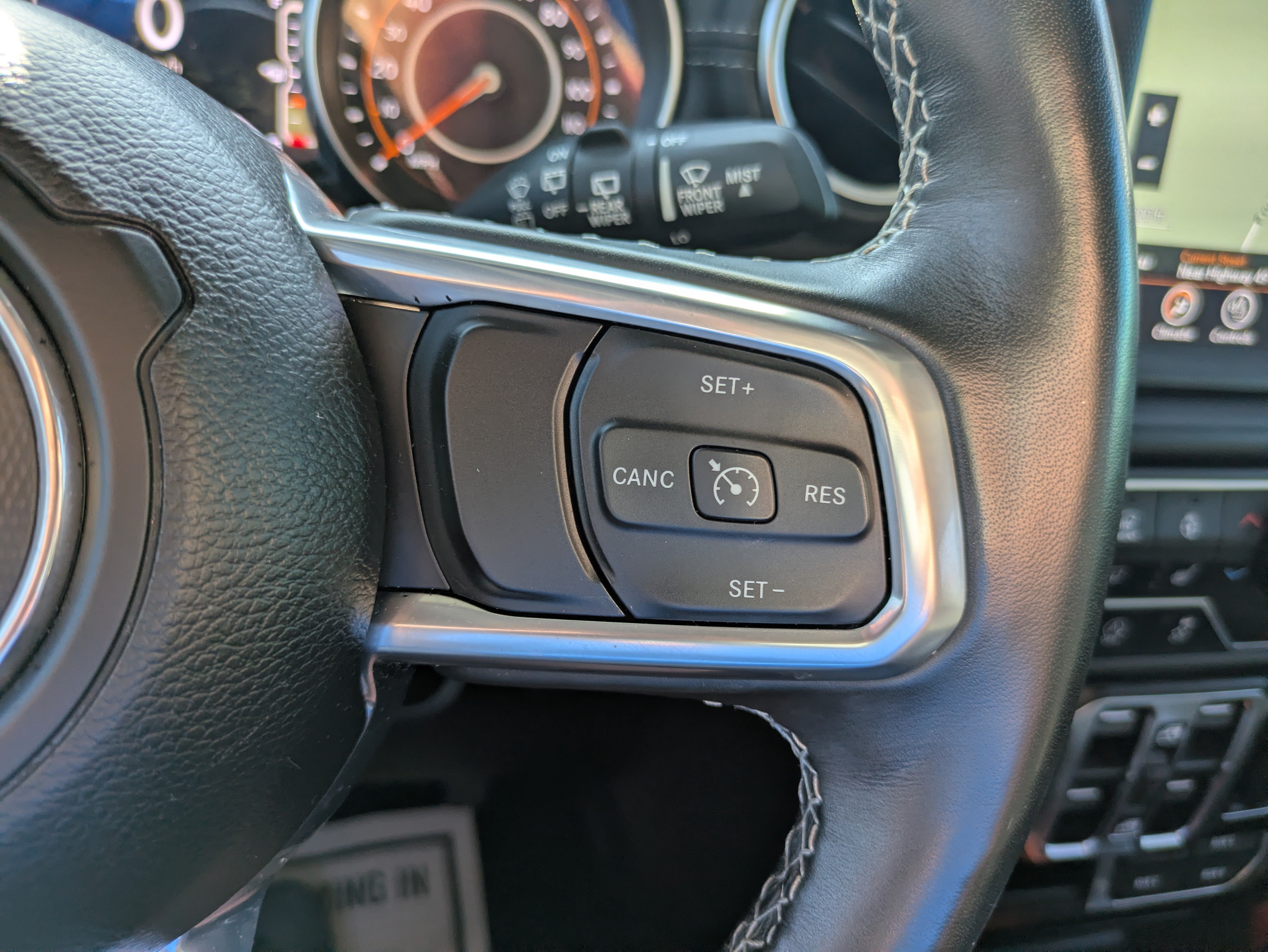 Used 2022 Jeep Wrangler Unlimited Sahara w/ Cold Weather Group AWD/4WD image 13