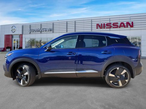 New 2026 Nissan Kicks SR image 10